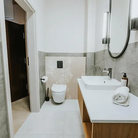 Visitzakopane - Cynamon 扎科帕内